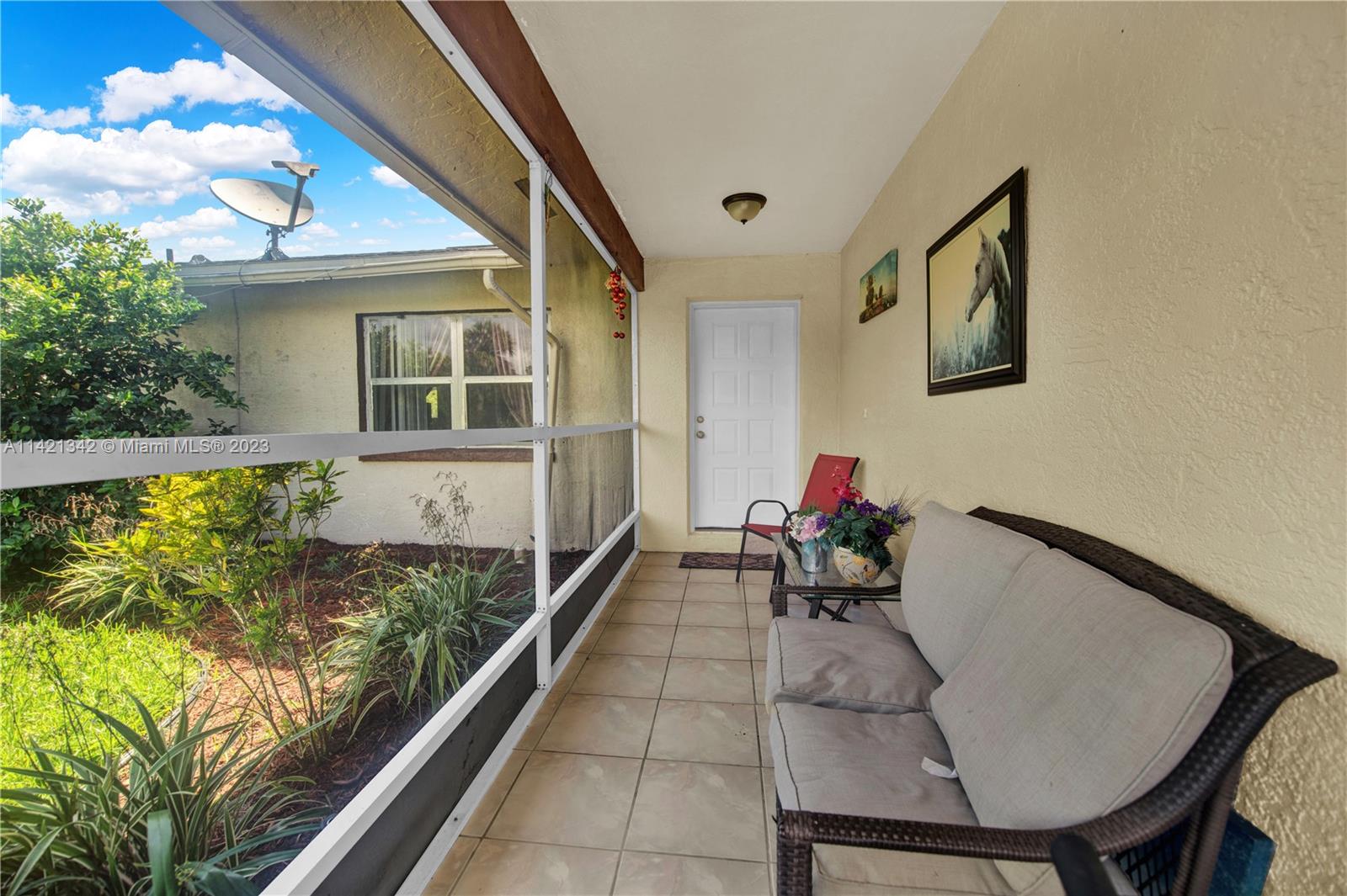 1480 SW 17th ST