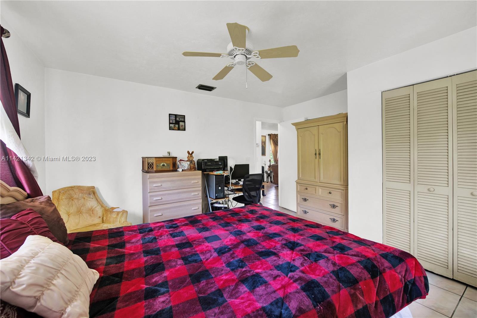 1480 SW 17th ST