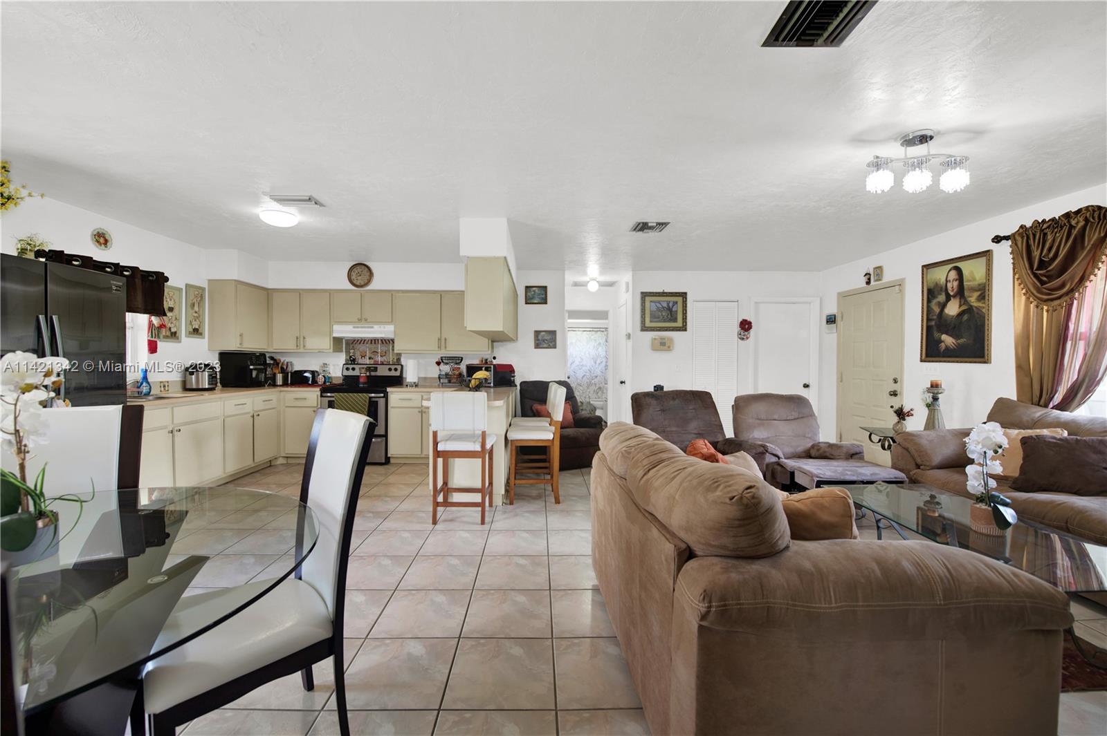 1480 SW 17th ST
