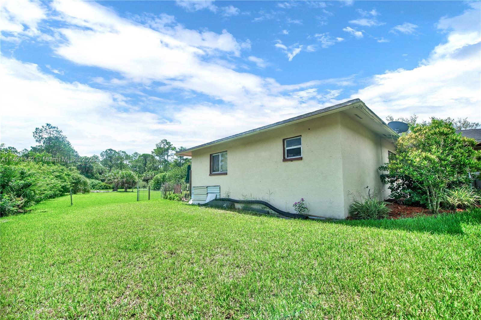 1480 SW 17th ST