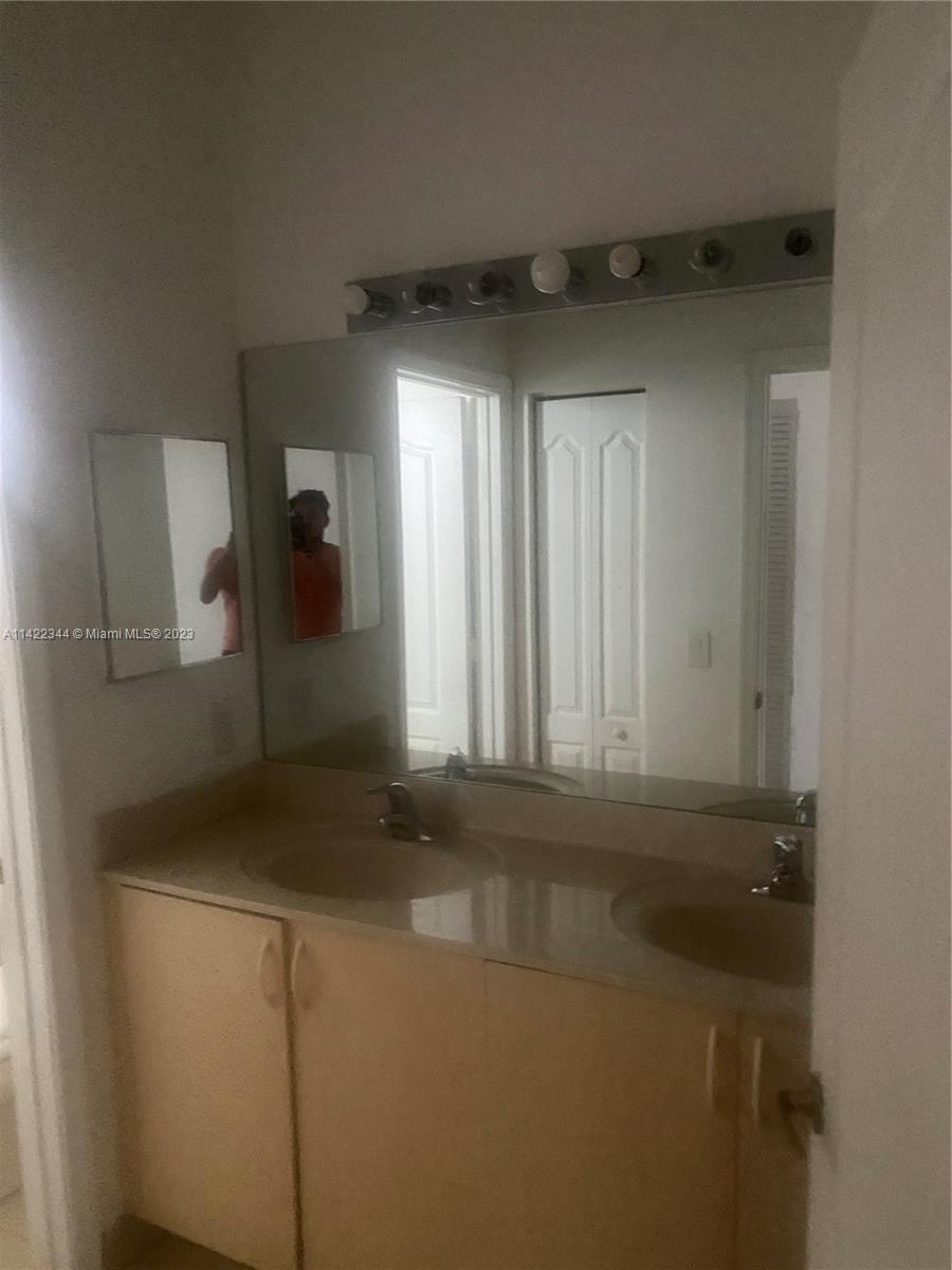 2452 SE 14th Ave # 284