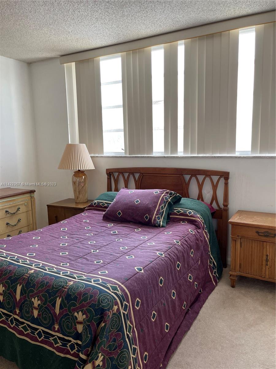 401 NE 14TH AVE Unit: 204