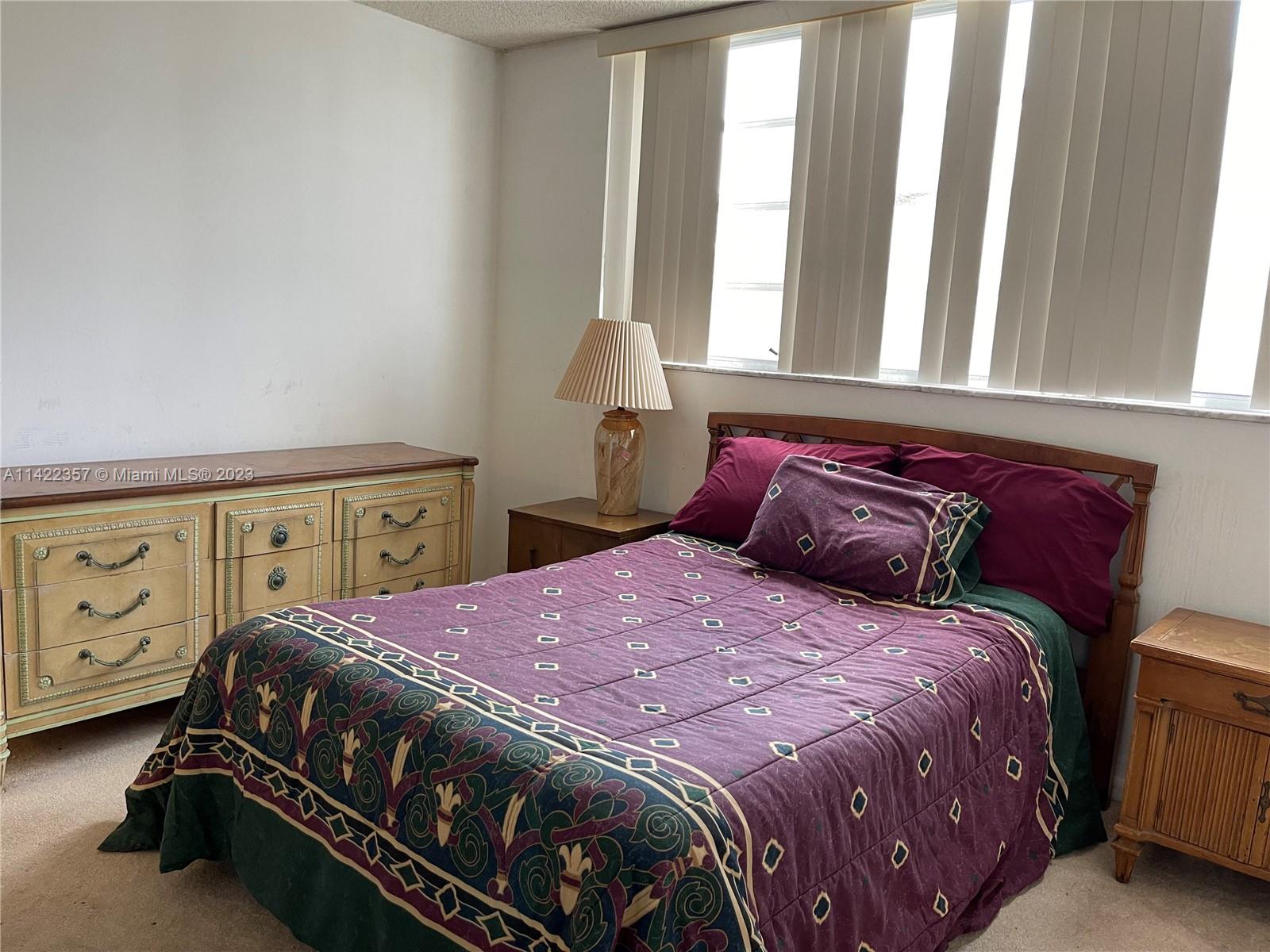 401 NE 14TH AVE Unit: 204