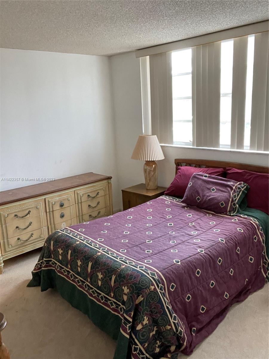 401 NE 14TH AVE Unit: 204