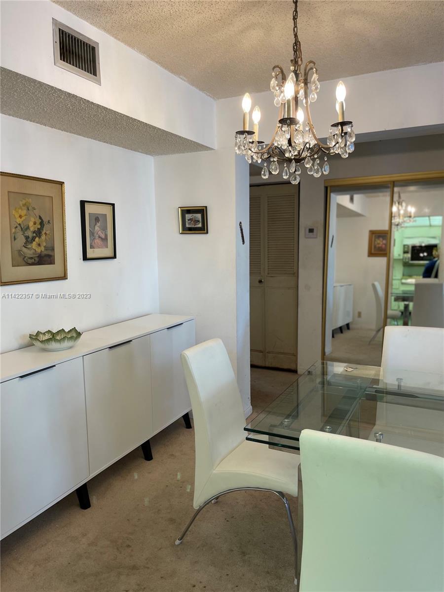 401 NE 14TH AVE Unit: 204