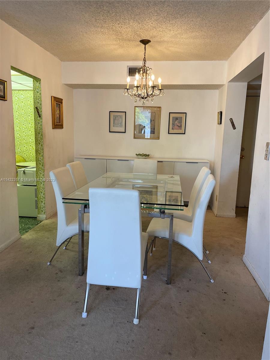 401 NE 14TH AVE Unit: 204