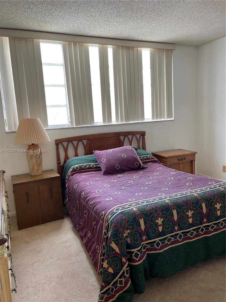 401 NE 14TH AVE Unit: 204