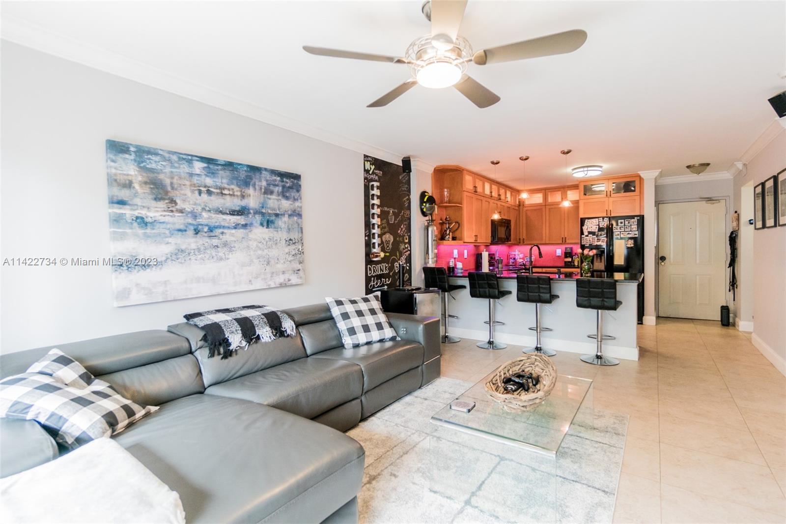 10900 SW 104th St Unit: 114