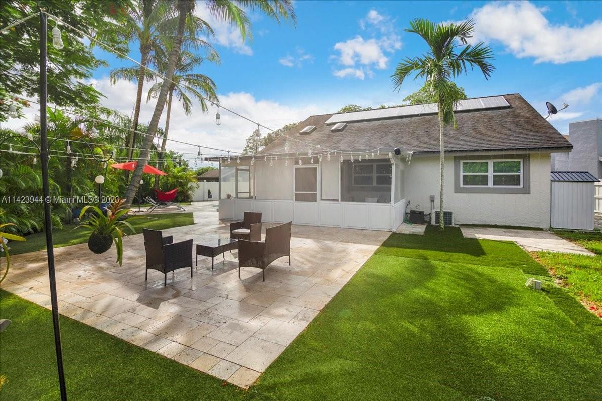7321 NW 39th St