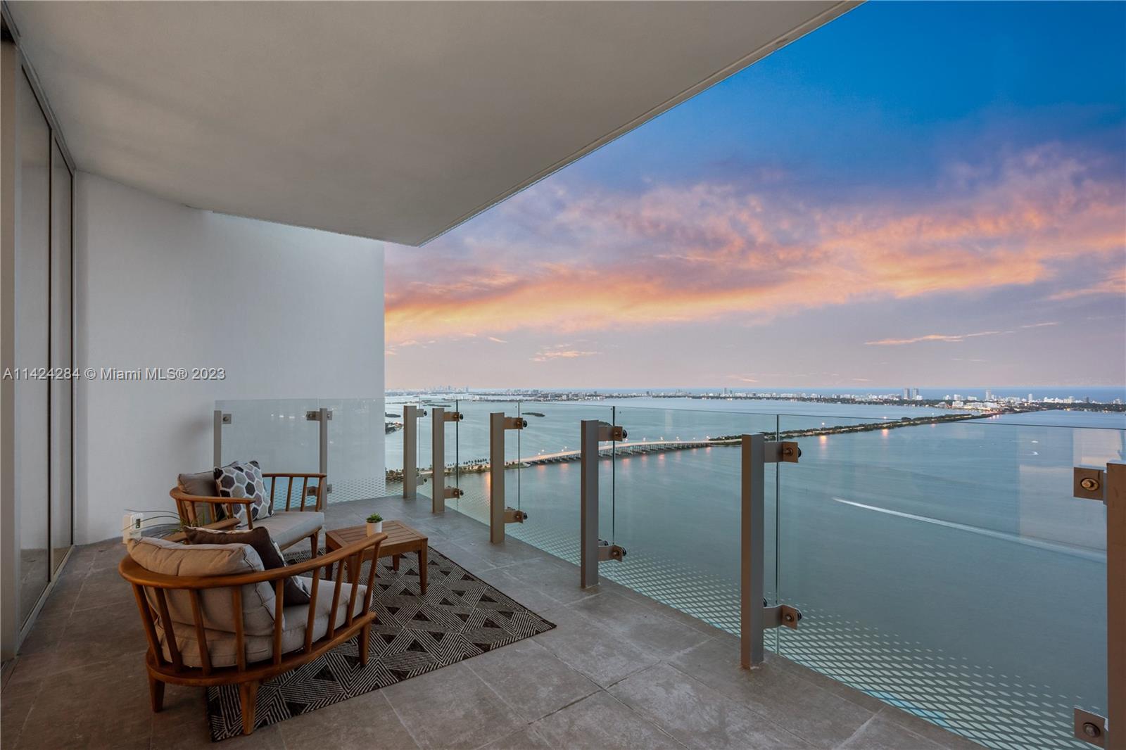 700 NE 26th Terr Unit: 5201