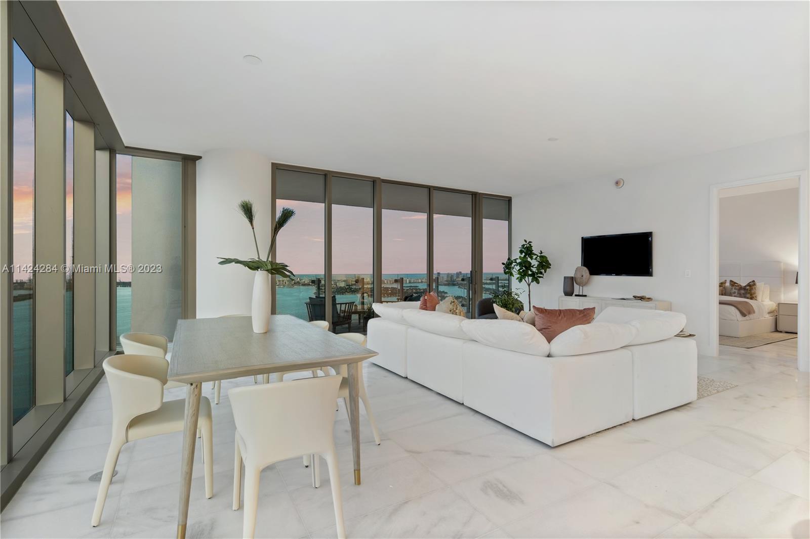 700 NE 26th Terr Unit: 5201