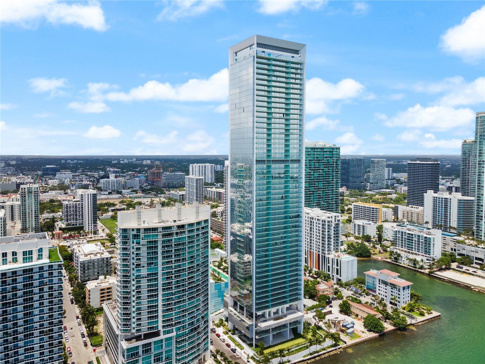 700 NE 26th Terr Unit: 5201