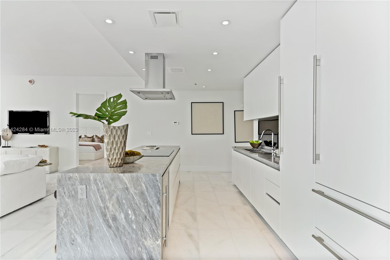 700 NE 26th Terr Unit: 5201