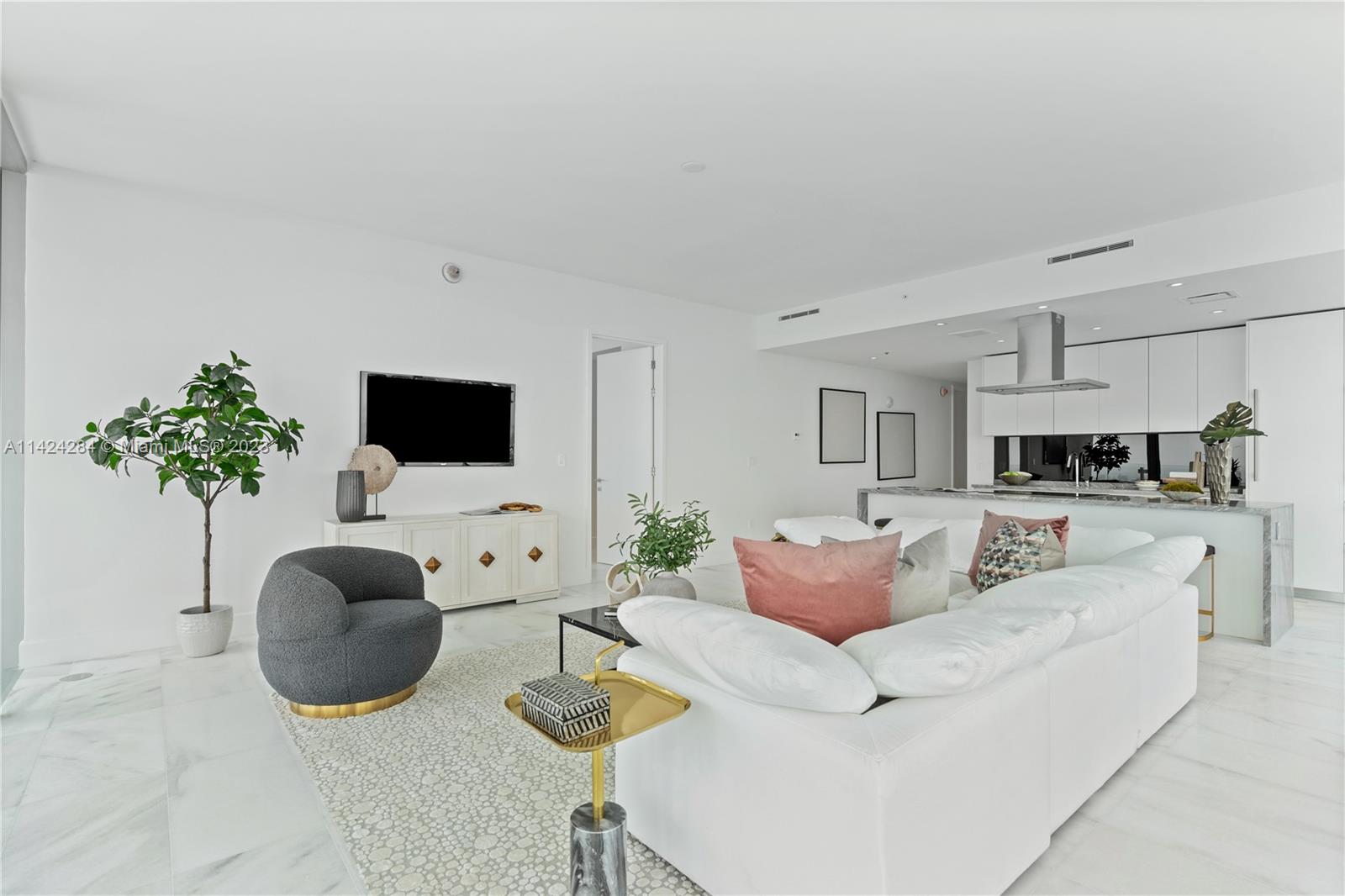 700 NE 26th Terr Unit: 5201