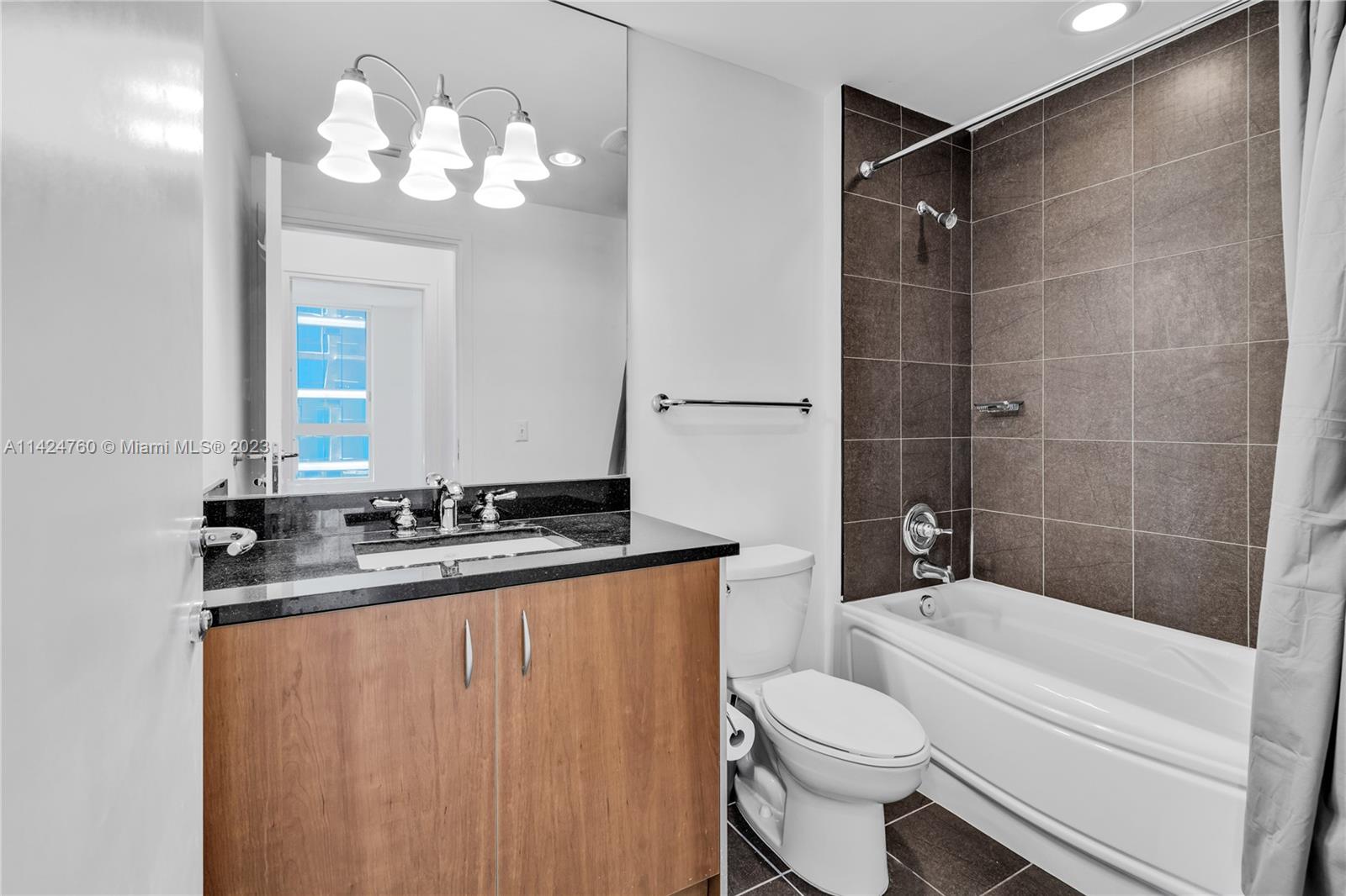 300 S Biscayne Blvd Unit: T-2802
