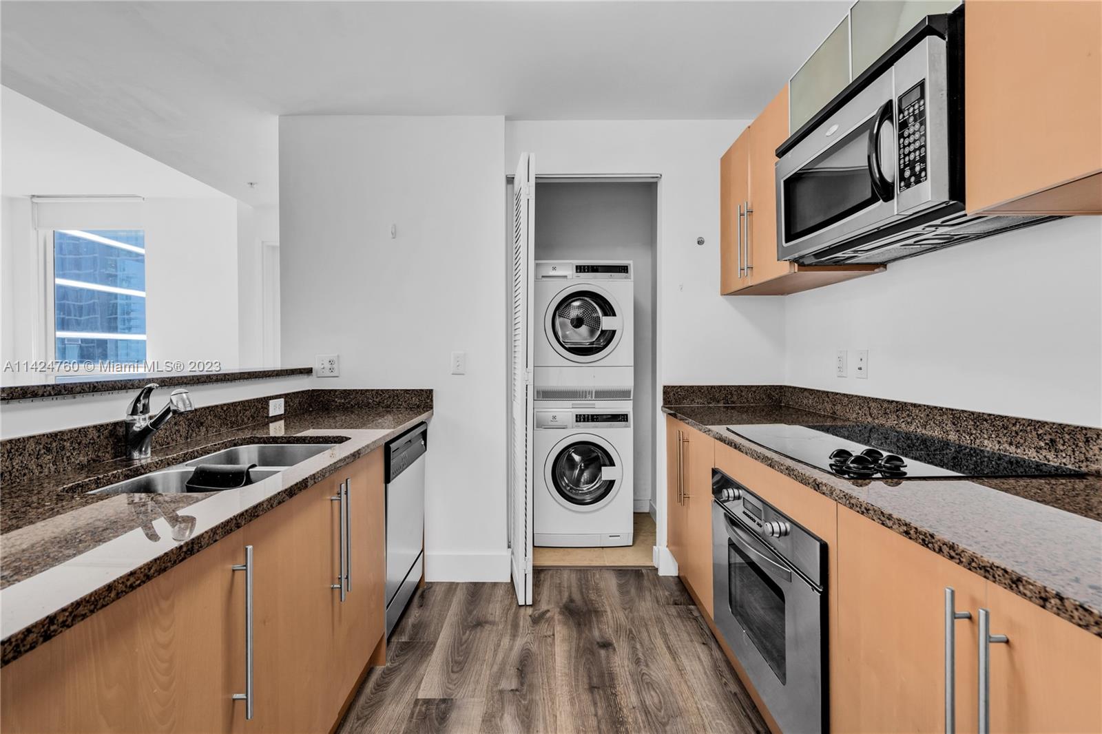 300 S Biscayne Blvd Unit: T-2802
