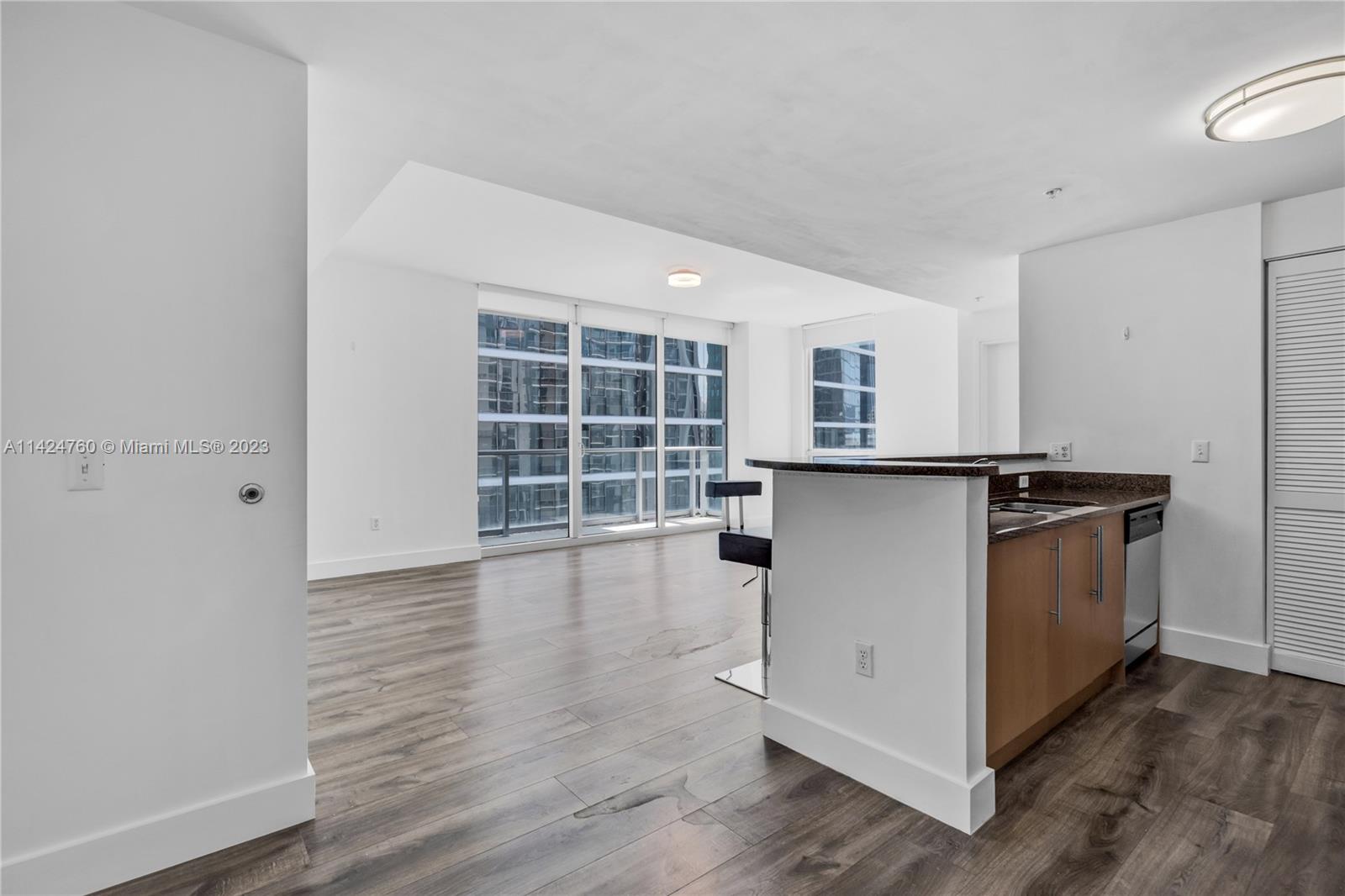 300 S Biscayne Blvd Unit: T-2802