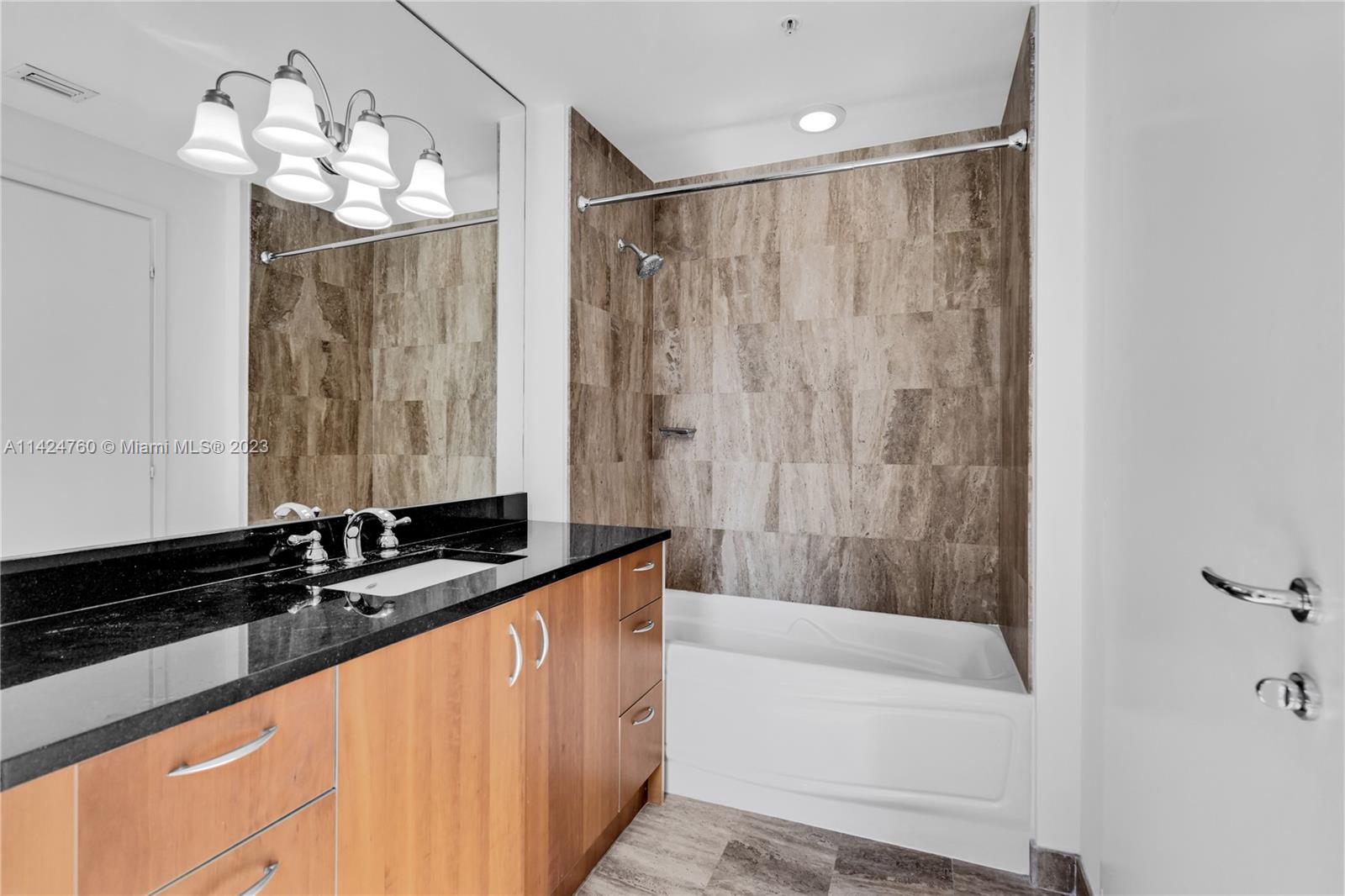 300 S Biscayne Blvd Unit: T-2802