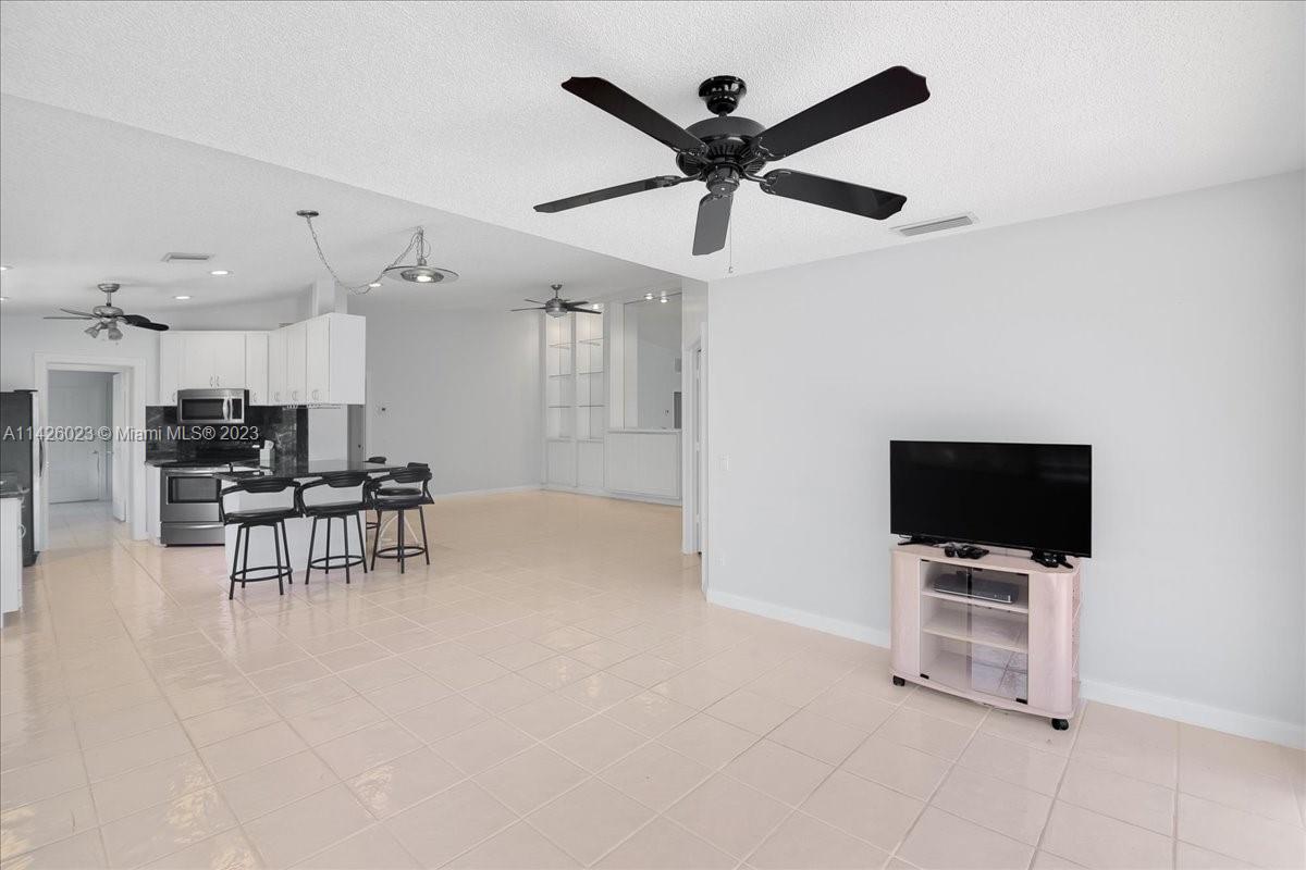 4153 Royal Oak Dr # 4153