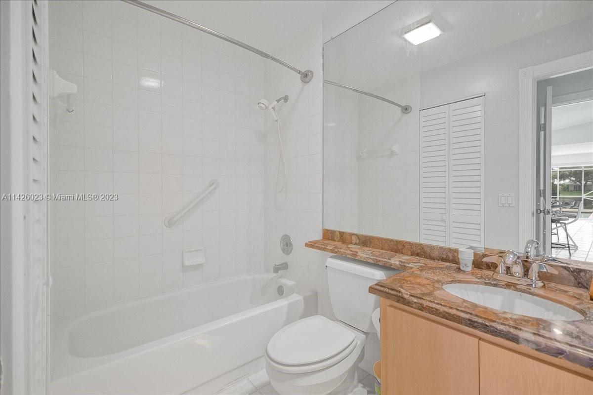 4153 Royal Oak Dr # 4153