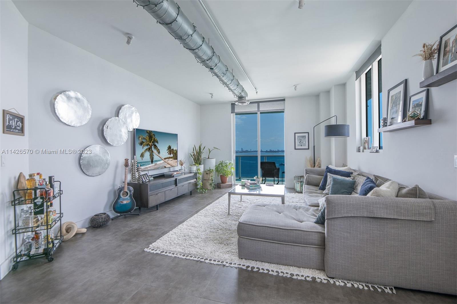 700 NE 25th St Unit: 1604