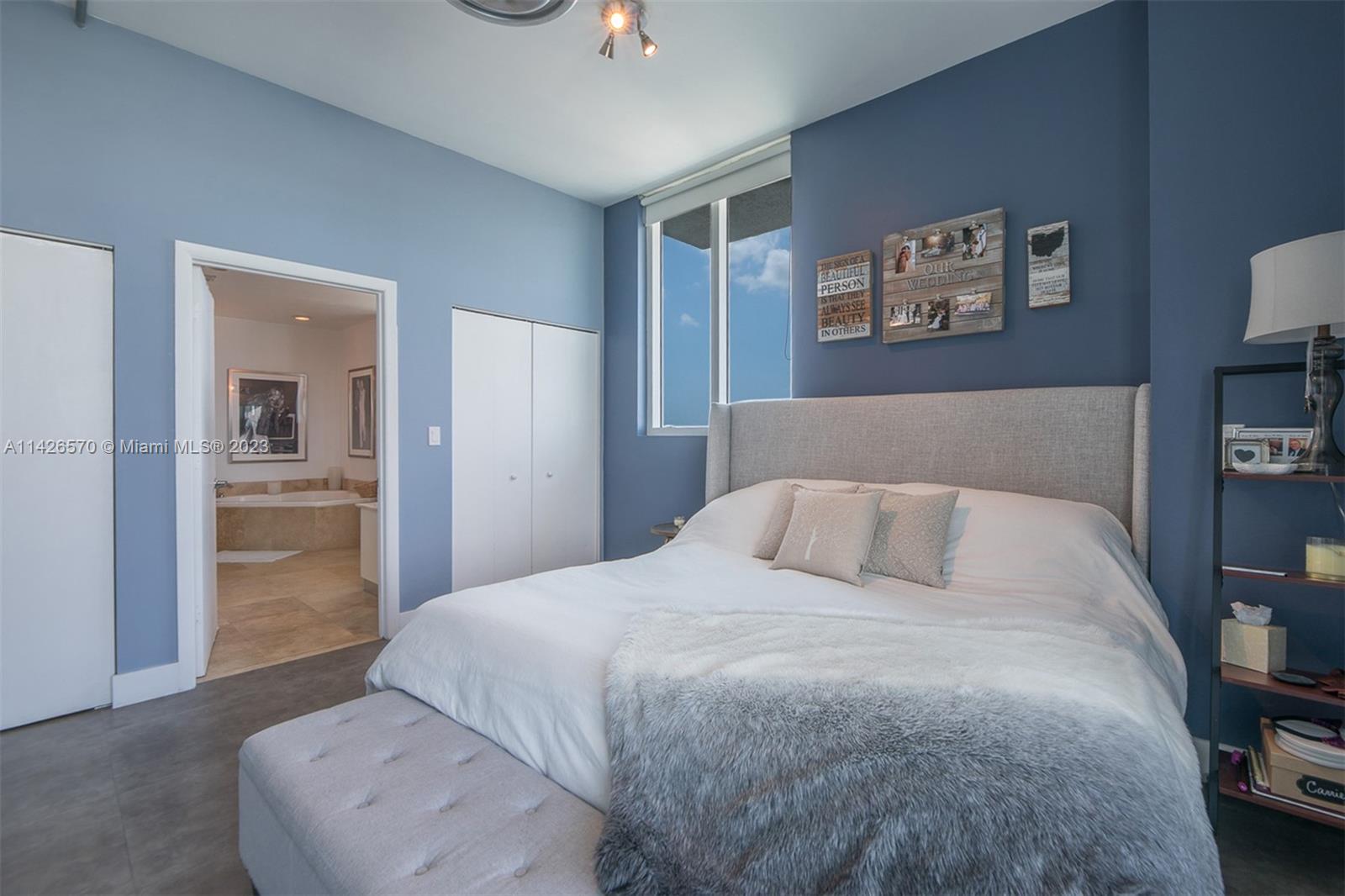 700 NE 25th St Unit: 1604