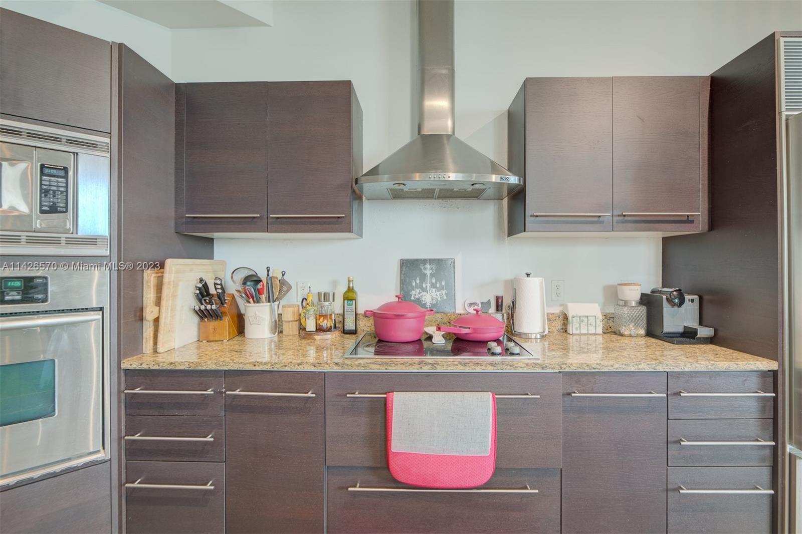 700 NE 25th St Unit: 1604