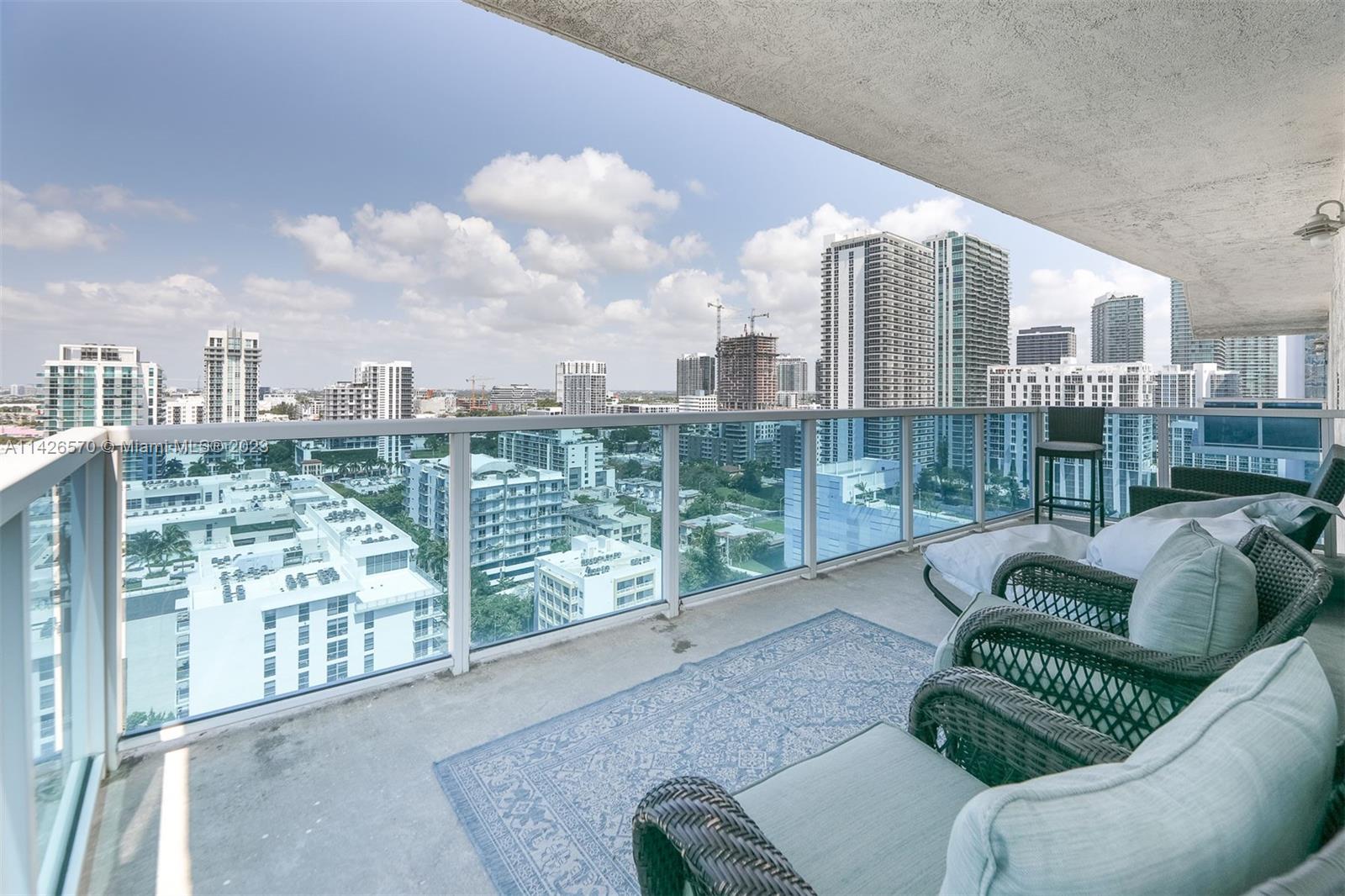 700 NE 25th St Unit: 1604
