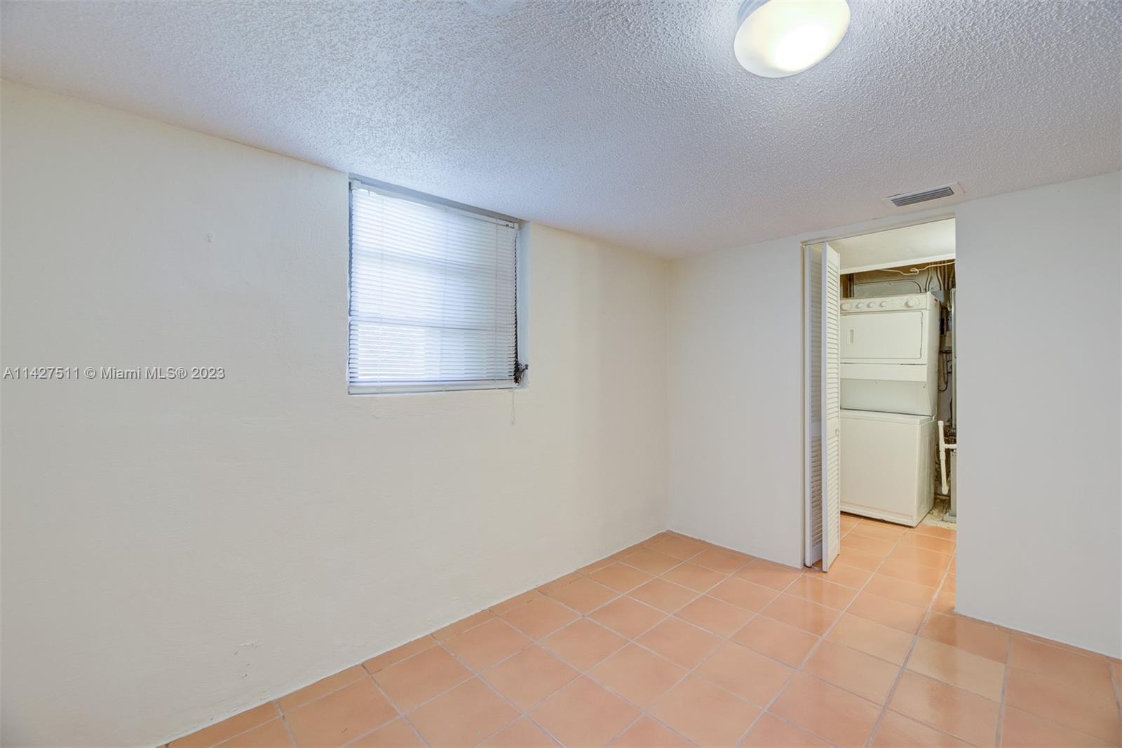 229 Candia Ave