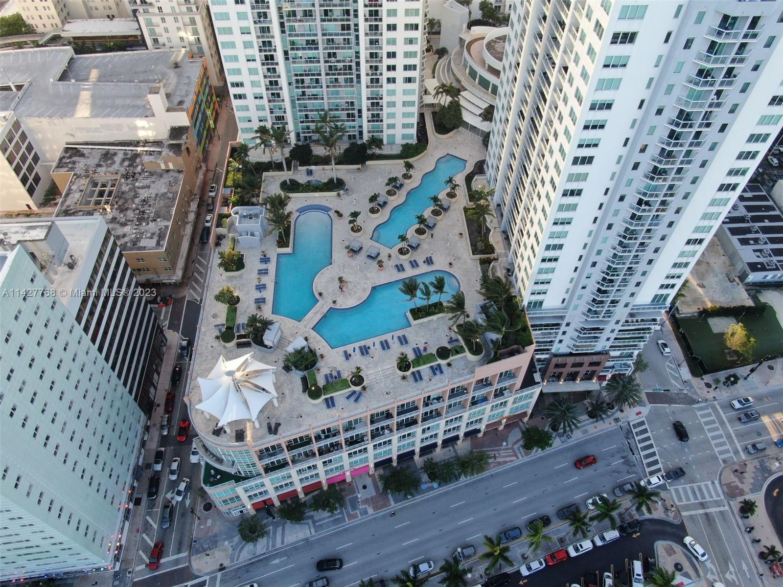 244 Biscayne Blvd # 2804