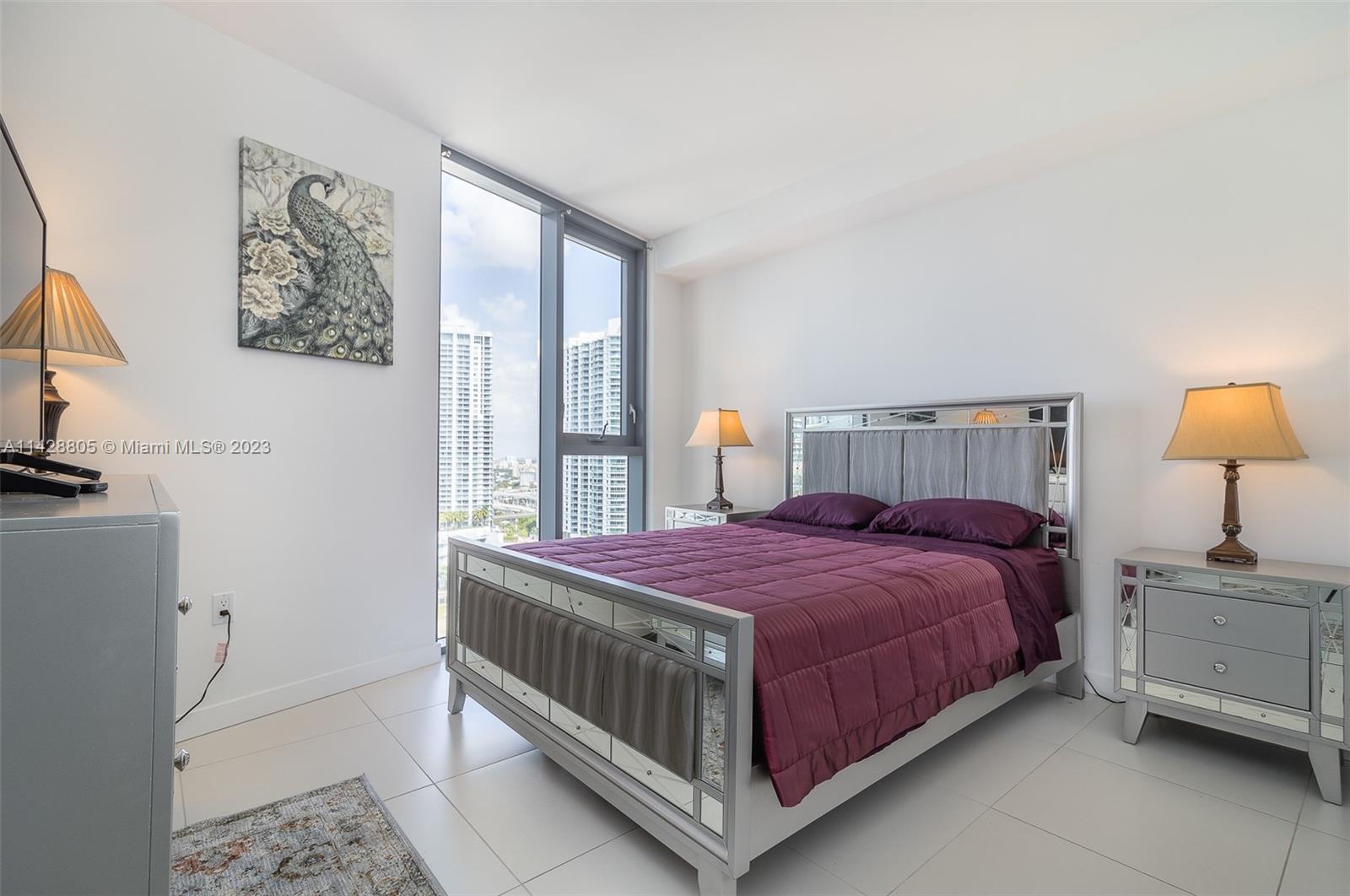 31 SE 6th St # 2601