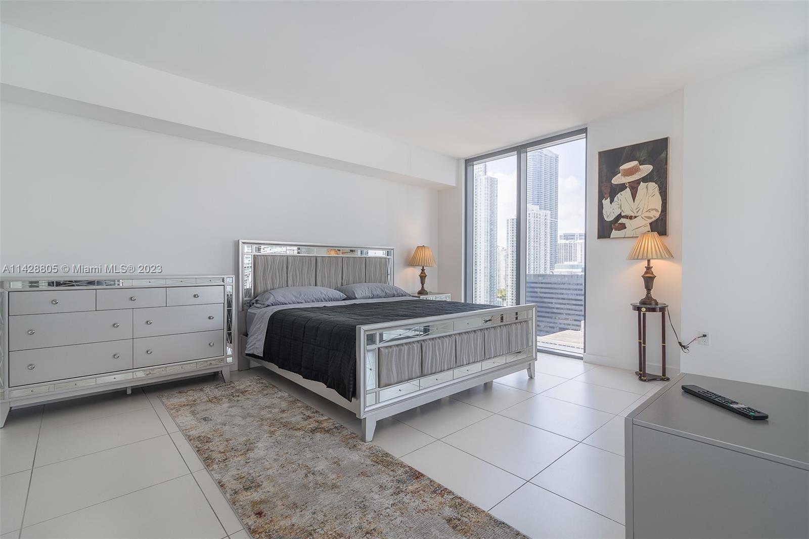 31 SE 6th St # 2601