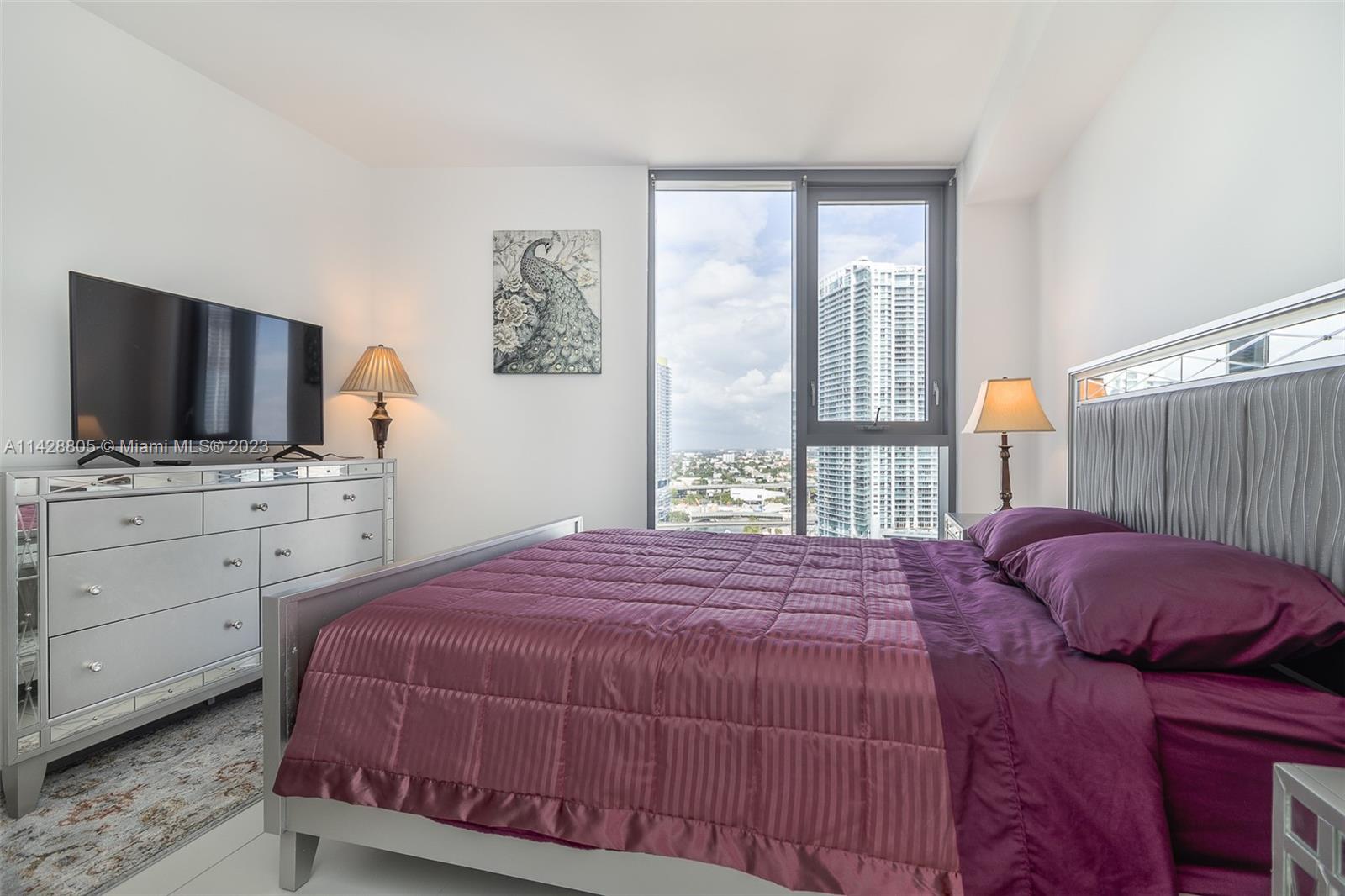 31 SE 6th St # 2601