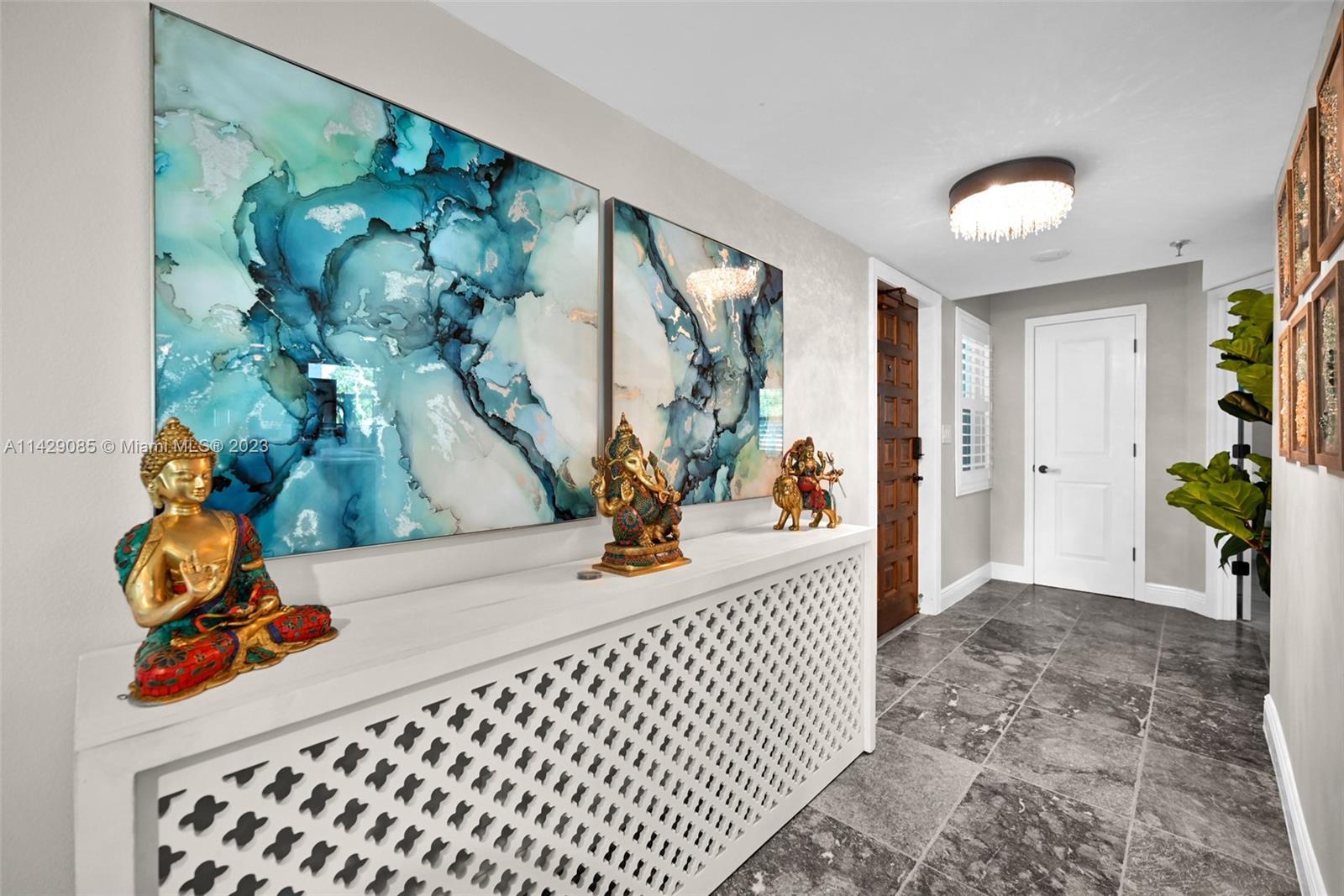 372 Golfview Rd Unit: 201