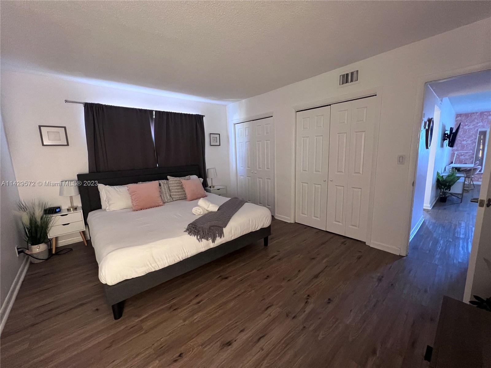 2008 Pierce St # 4