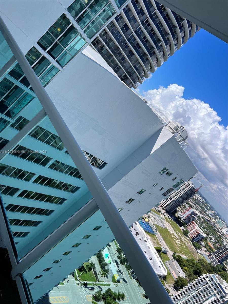 1800 N Bayshore Dr # 3904