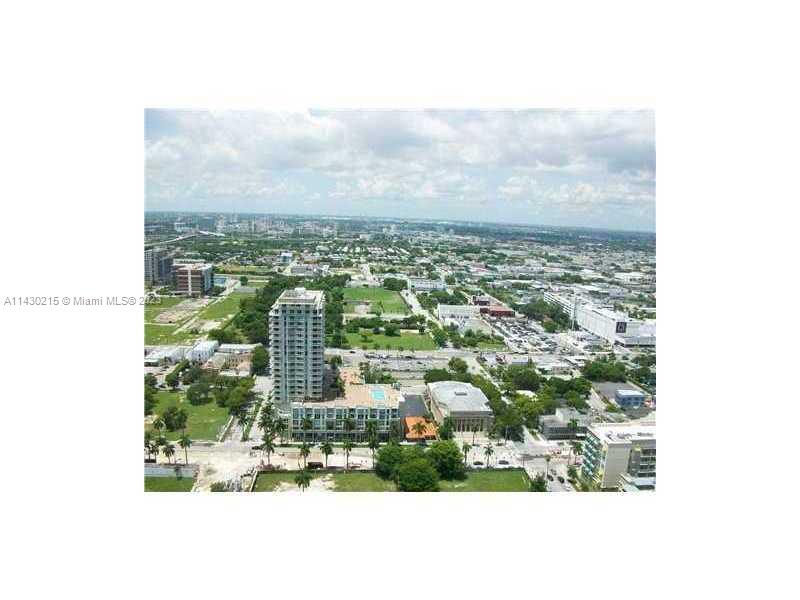 1800 N Bayshore Dr # 3904