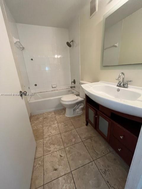 6995 NW 173rd Dr Unit: 2101