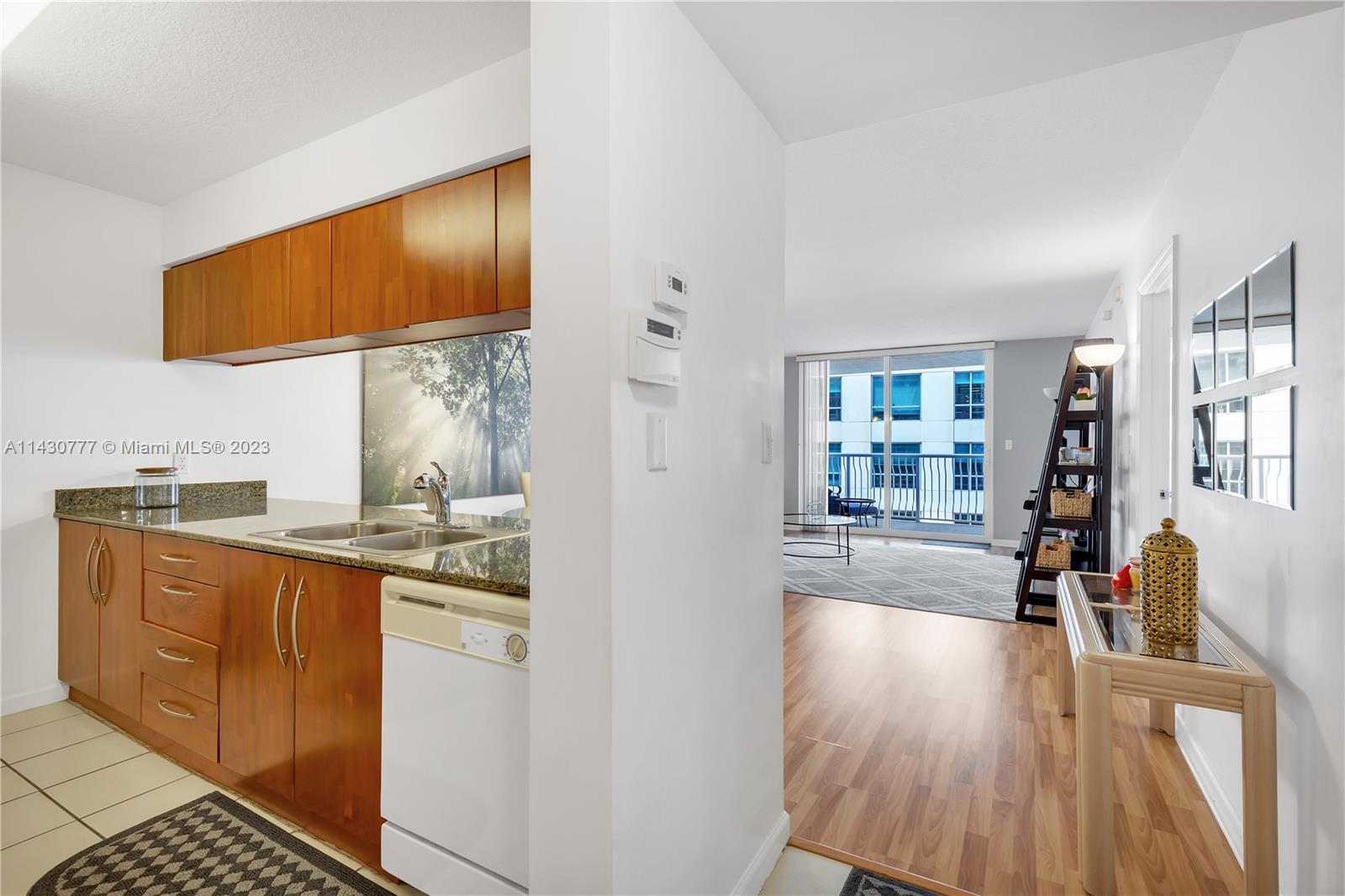 1200 Brickell Bay Dr Unit: 2306