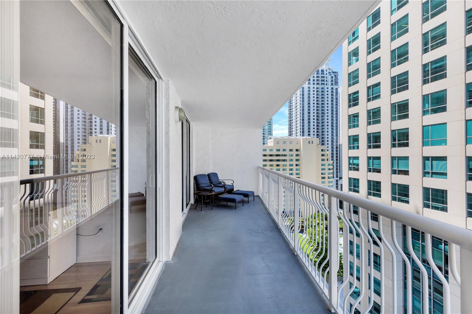 1200 Brickell Bay Dr Unit: 2306