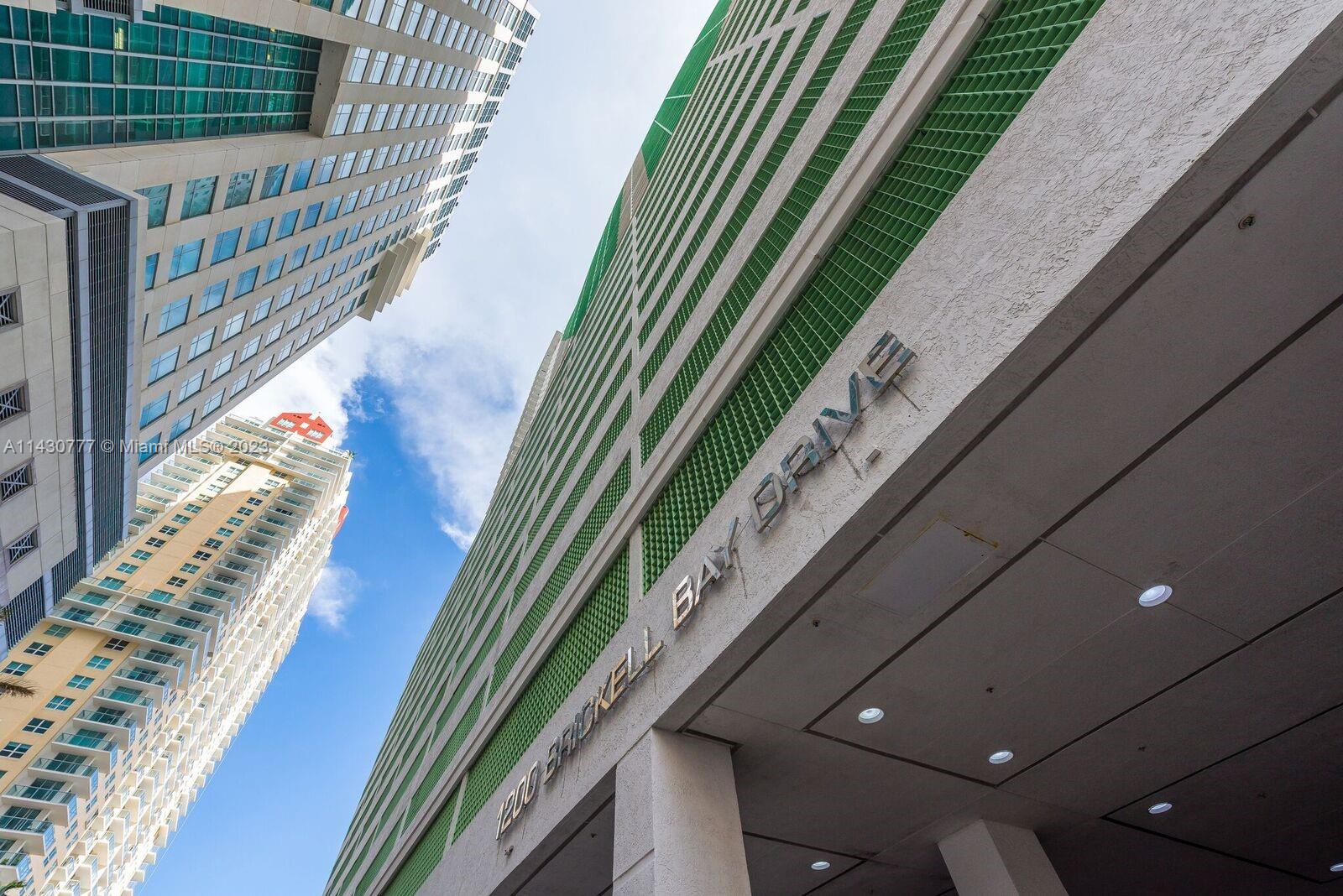 1200 Brickell Bay Dr Unit: 2306