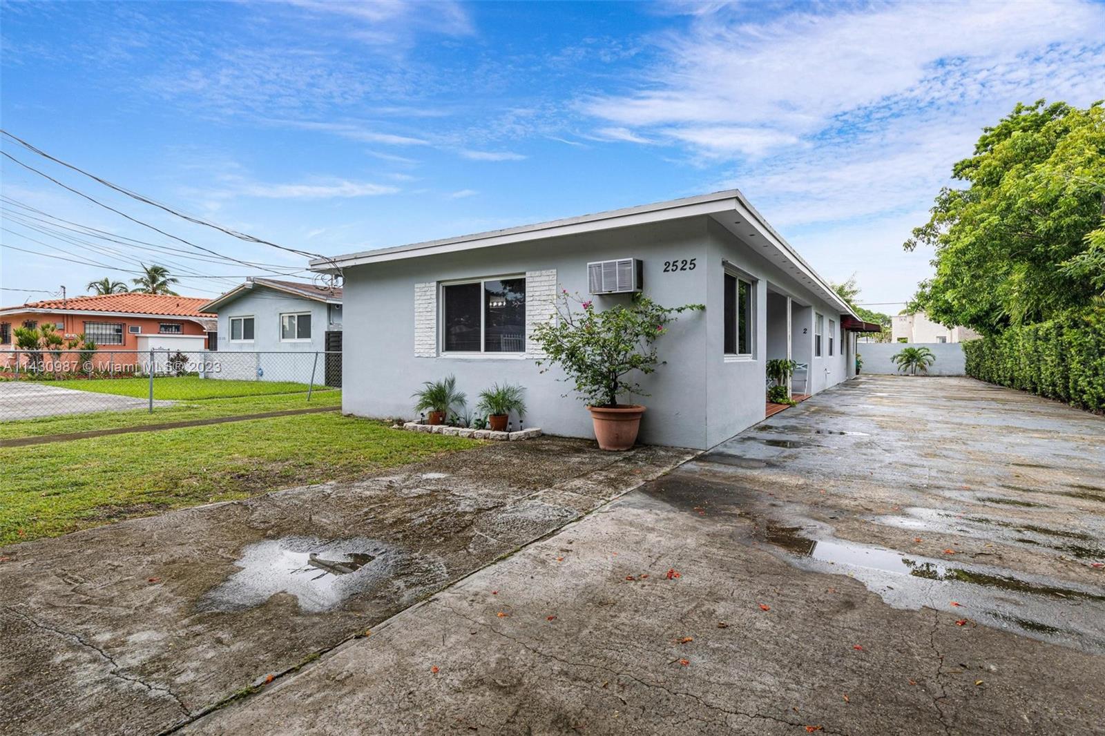 2525 NW 33rd St