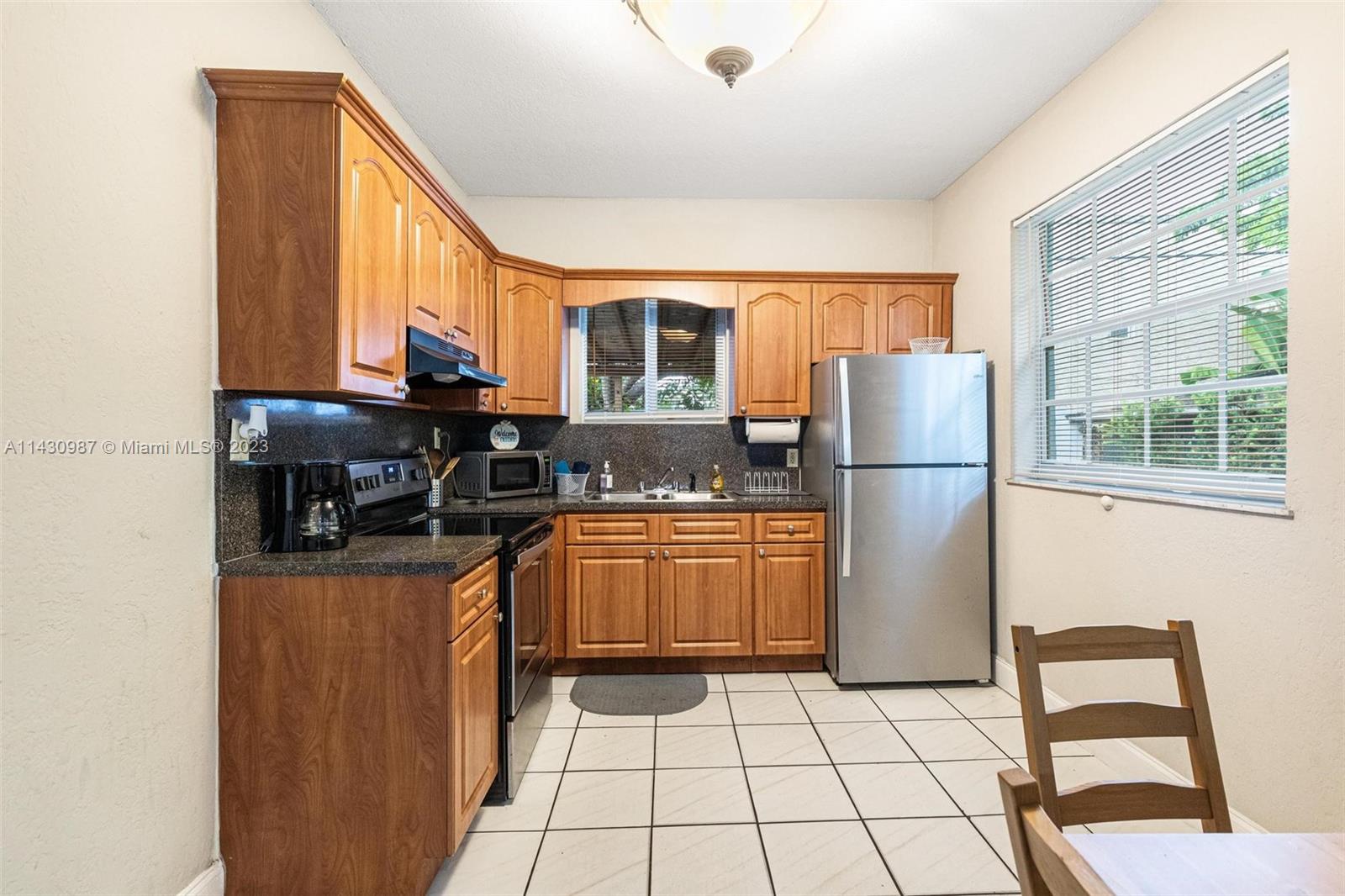 2525 NW 33rd St