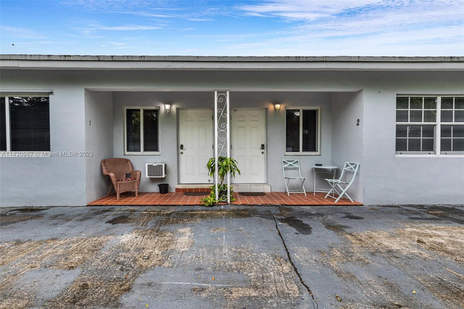 2525 NW 33rd St