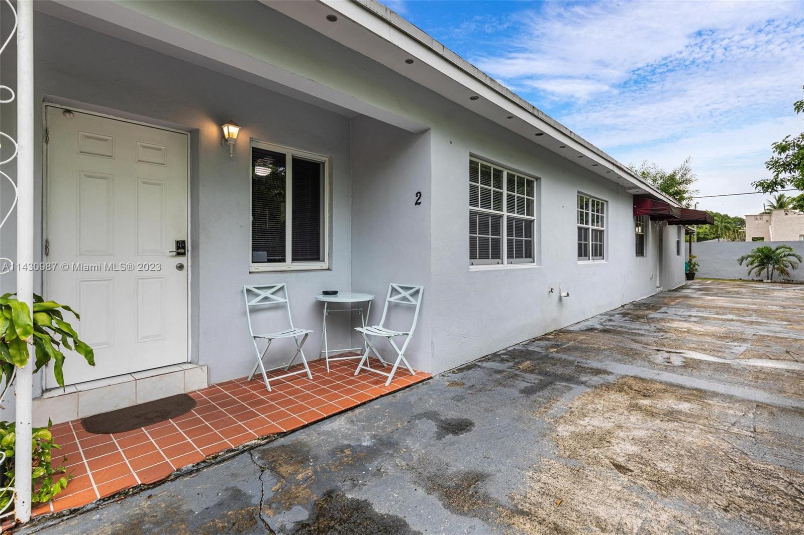 2525 NW 33rd St