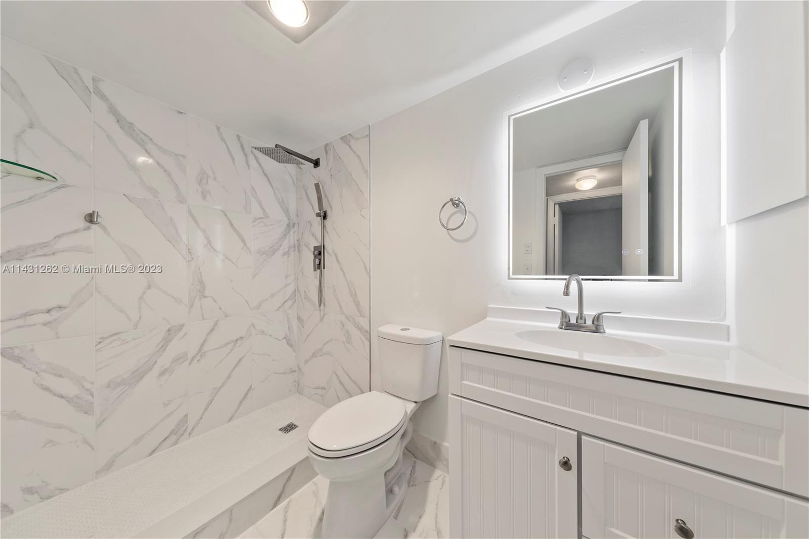 6060 S Falls Circle Dr Unit: 418
