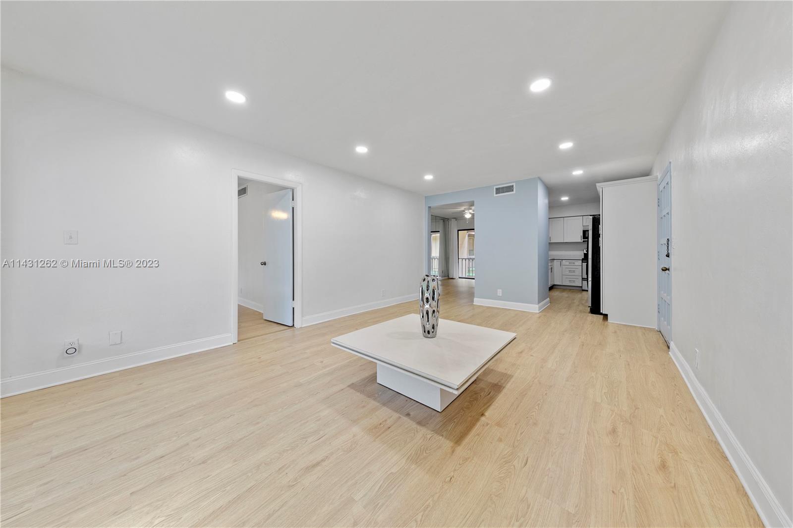 6060 S Falls Circle Dr Unit: 418