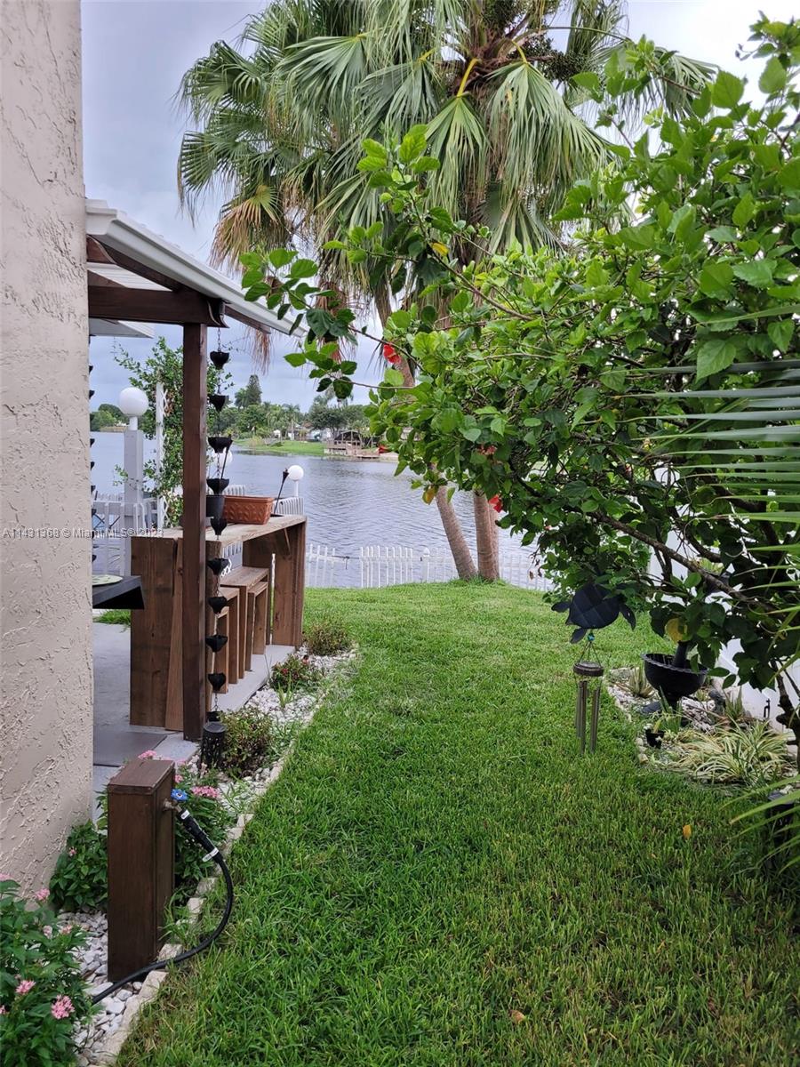12019 NW 13th St