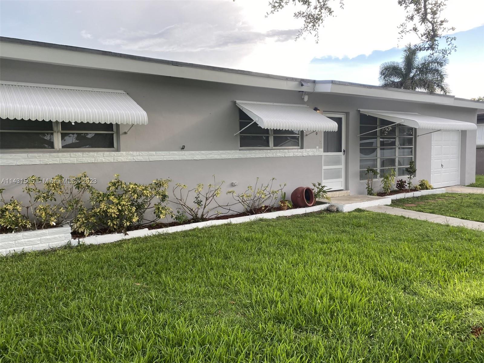 1500 NW 10th St