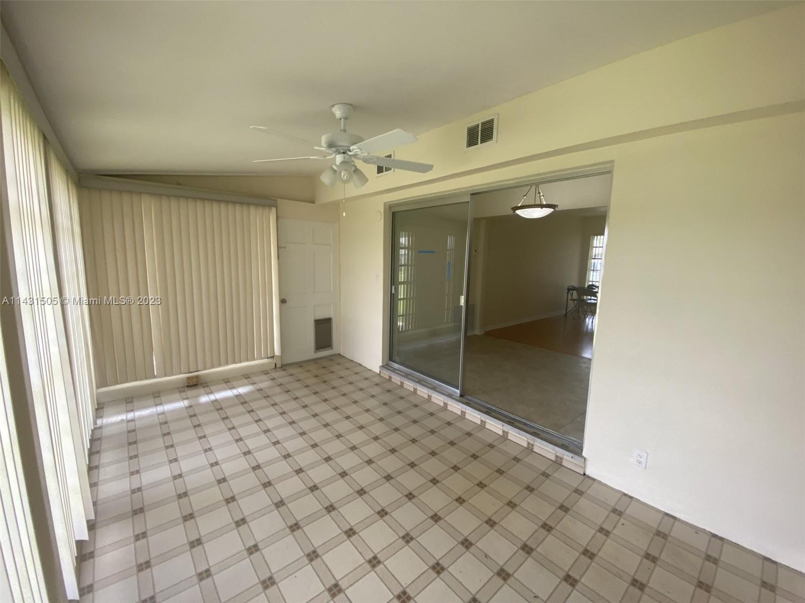 1500 NW 10th St